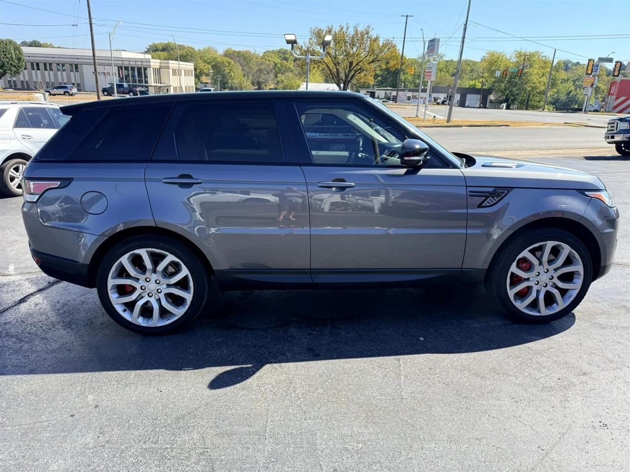 Land Rover Range Rover Sport photo 6