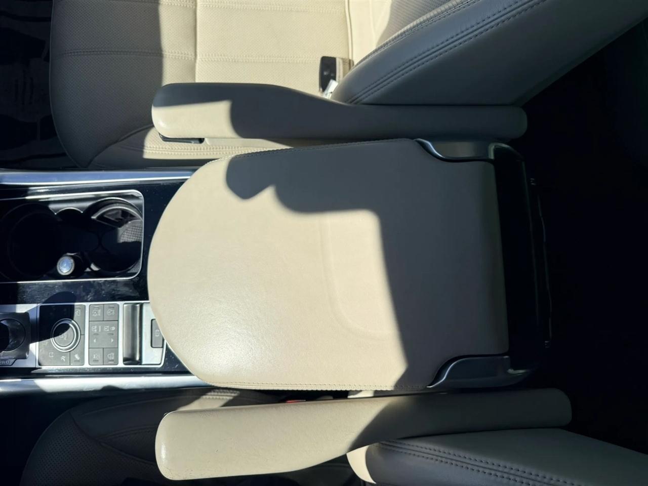 Land Rover Range Rover Sport photo 44