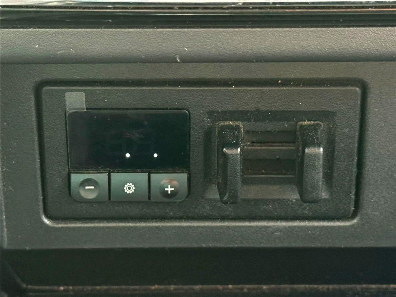 Nissan Titan photo 38