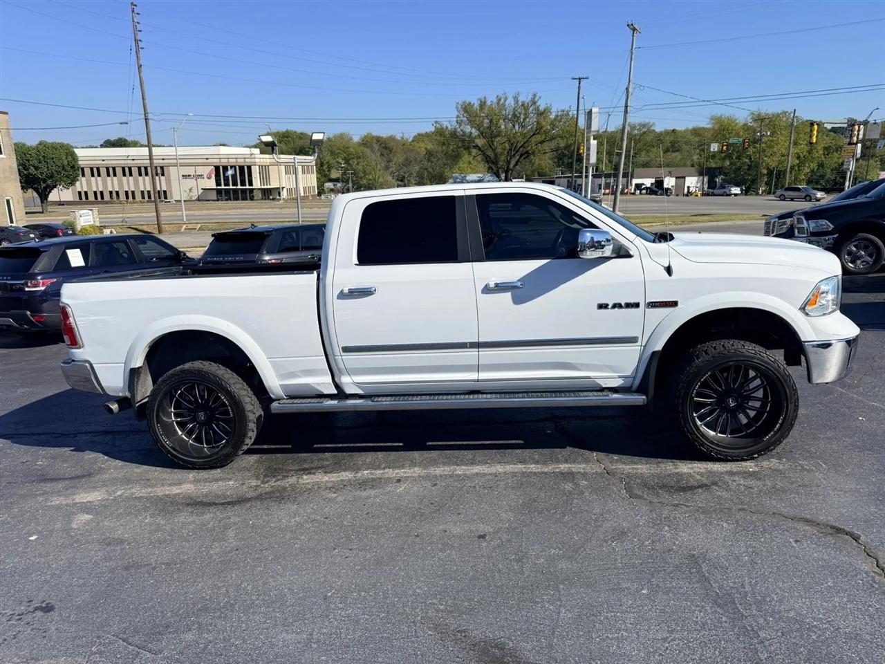 RAM 1500 Laramie Crew Cab LWB 4WD 2018