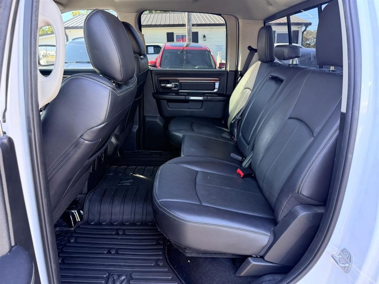 RAM 1500 Laramie Crew Cab LWB 4WD 2018