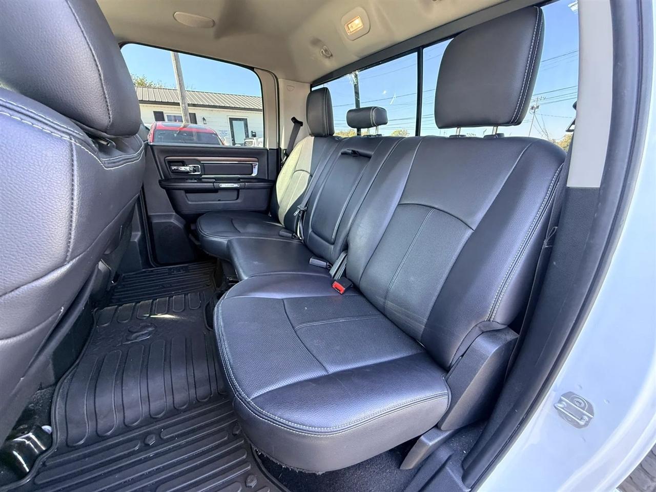 RAM 1500 Laramie Crew Cab LWB 4WD 2018