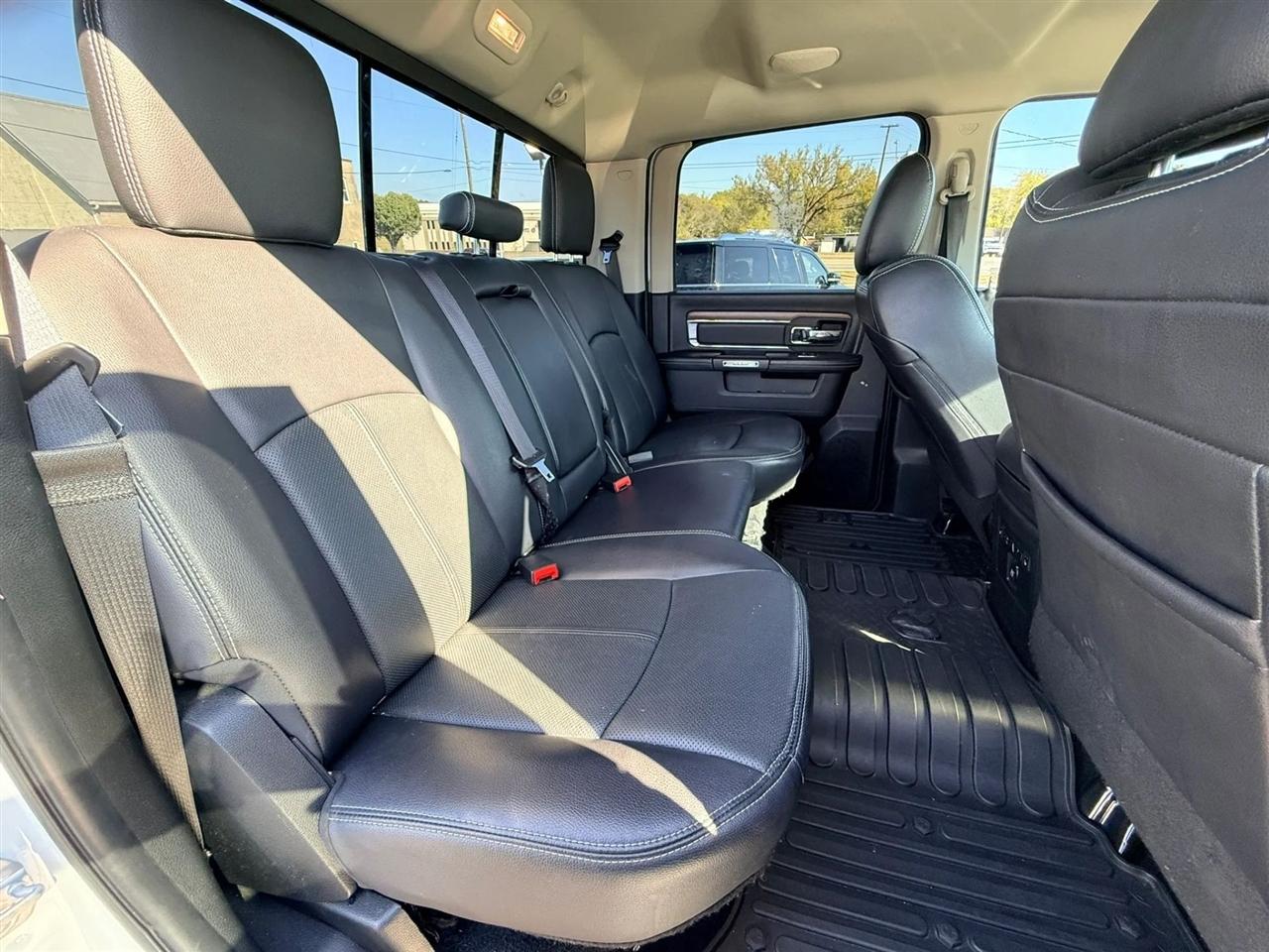 RAM 1500 Laramie Crew Cab LWB 4WD 2018