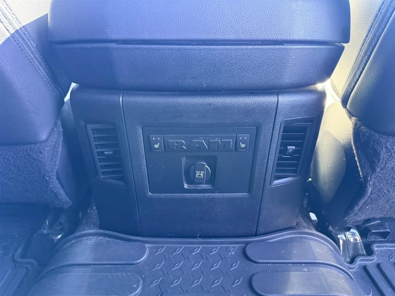 RAM 1500 Laramie Crew Cab LWB 4WD 2018