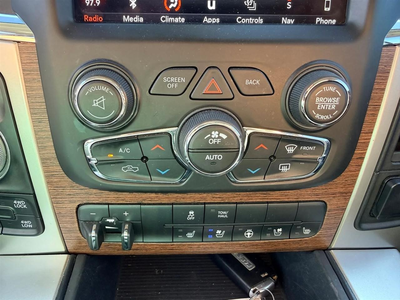 RAM 1500 Laramie Crew Cab LWB 4WD 2018