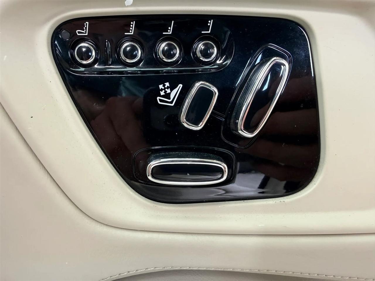 Jaguar XJ-Series XJL Portfolio 2016