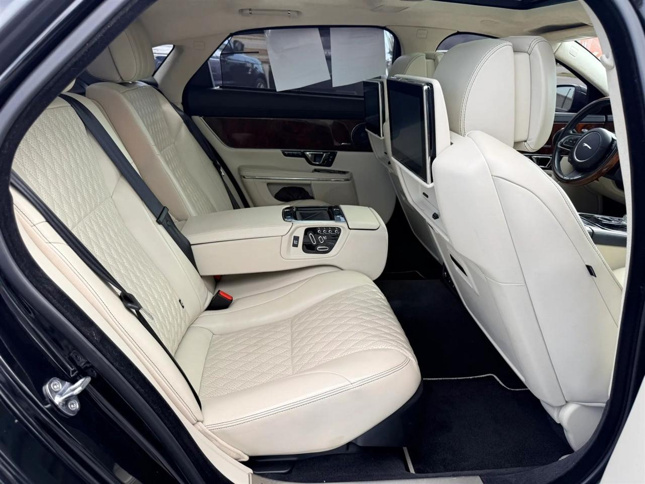 Jaguar XJ-Series XJL Portfolio 2016