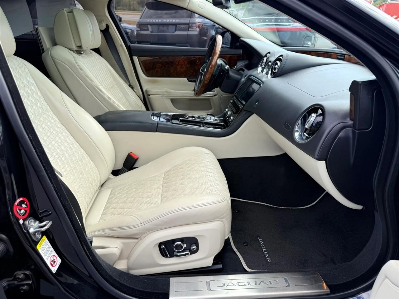 Jaguar XJ-Series XJL Portfolio 2016