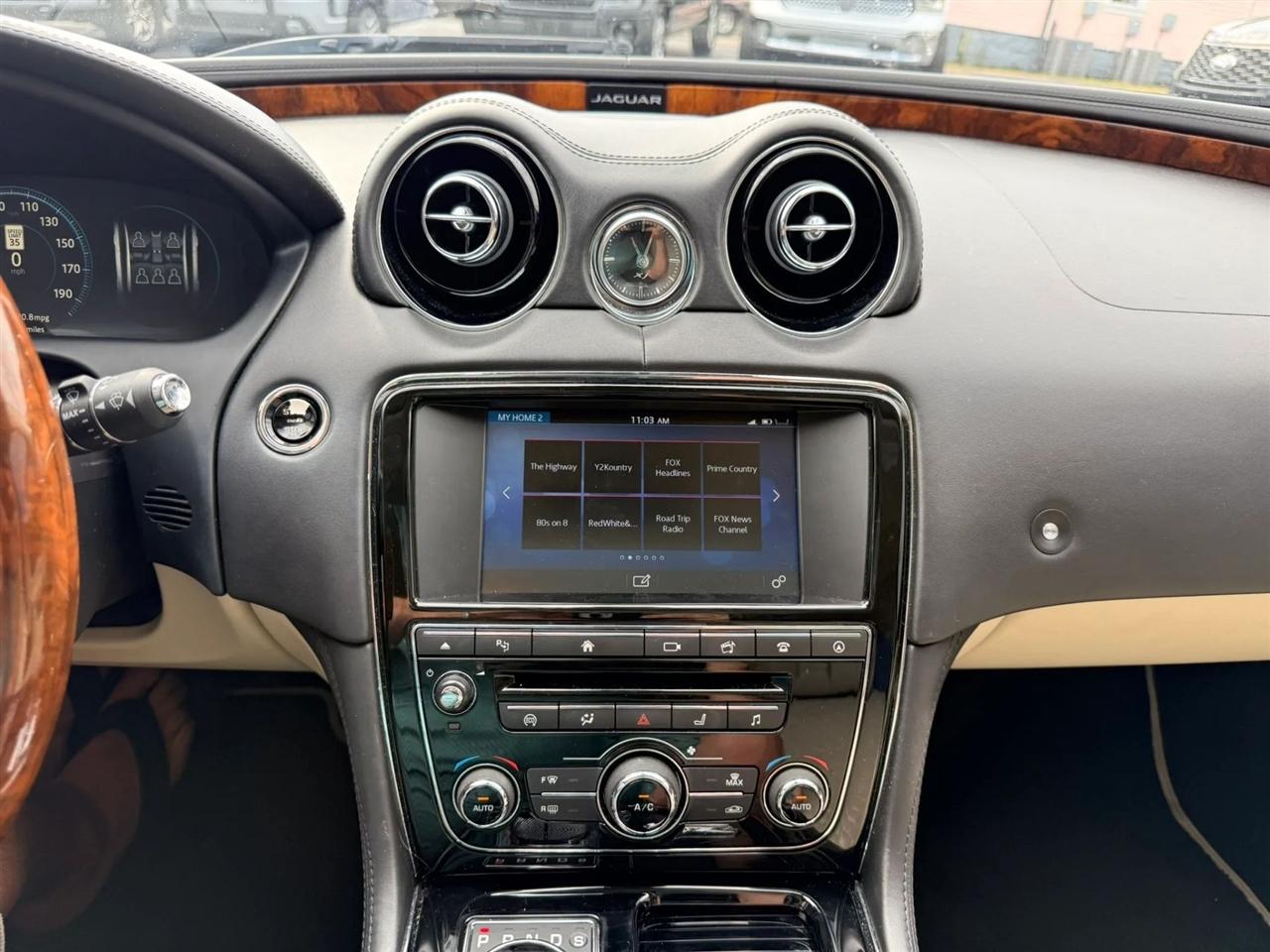 Jaguar XJ-Series XJL Portfolio 2016