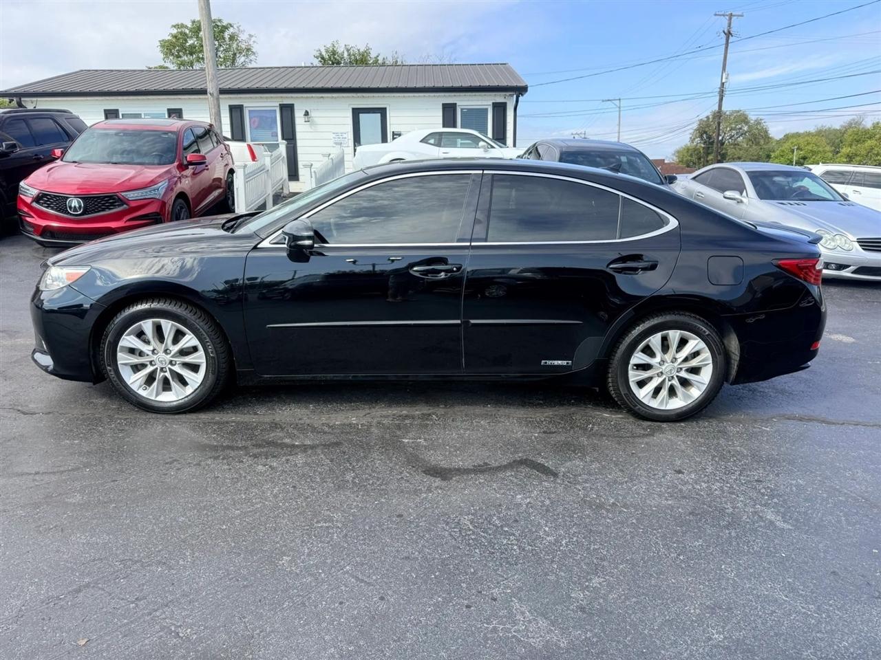 Lexus ES 300h Sedan 2014