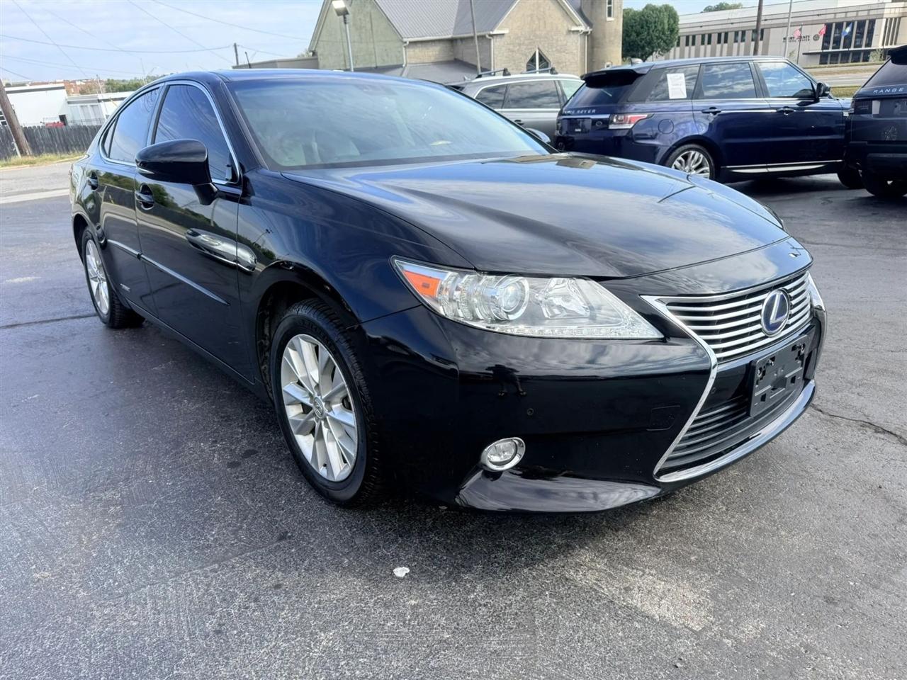 Lexus ES 300h Sedan 2014