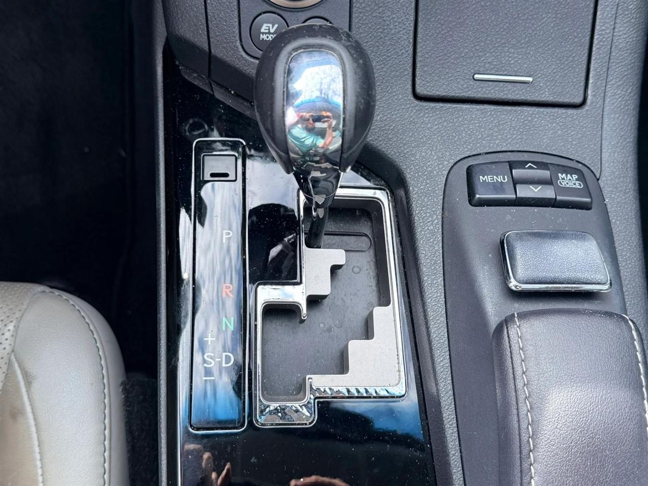Lexus ES 300h Sedan 2014