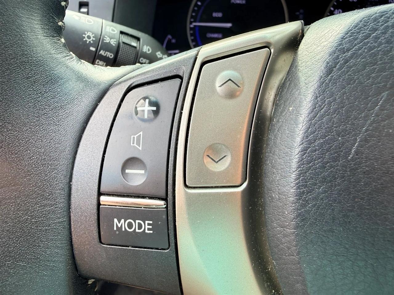 Lexus ES 300h Sedan 2014