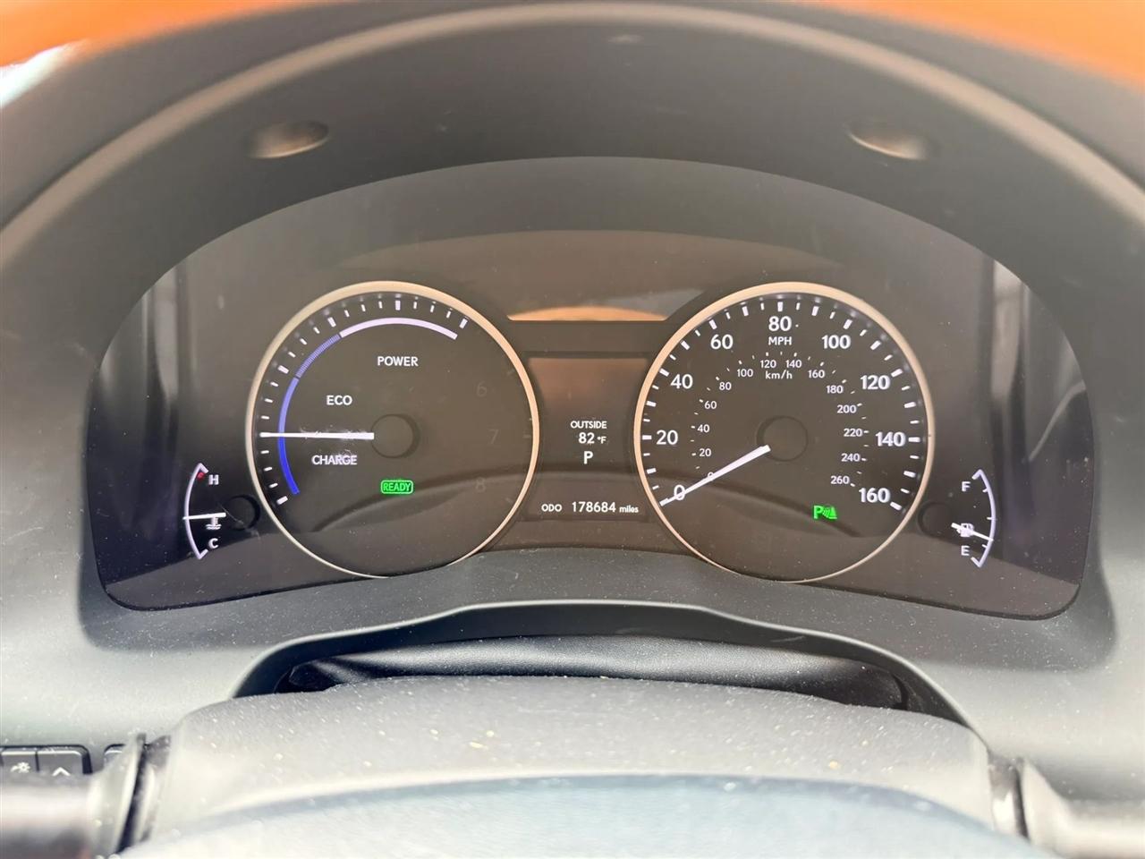 Lexus ES 300h Sedan 2014