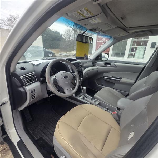 Subaru Forester 2.5X Limited 2011