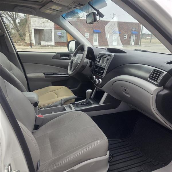 Subaru Forester 2.5X Limited 2011
