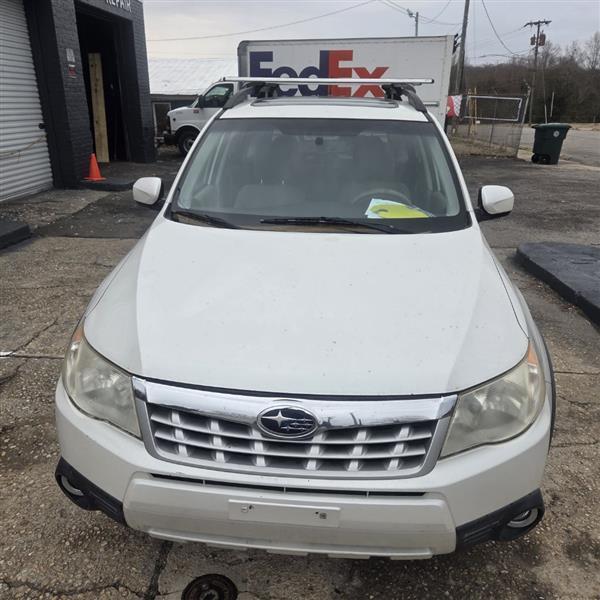 Subaru Forester 2.5X Limited 2011