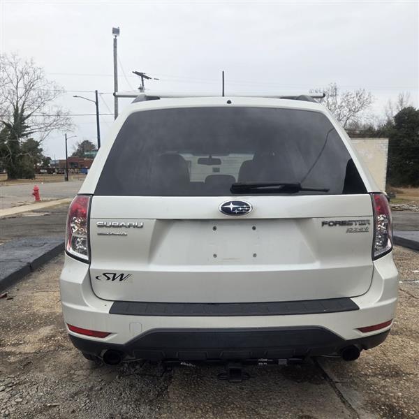 Subaru Forester 2.5X Limited 2011