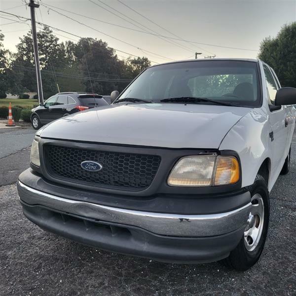 Ford F-150 XL SuperCab Long Bed 2WD 1999