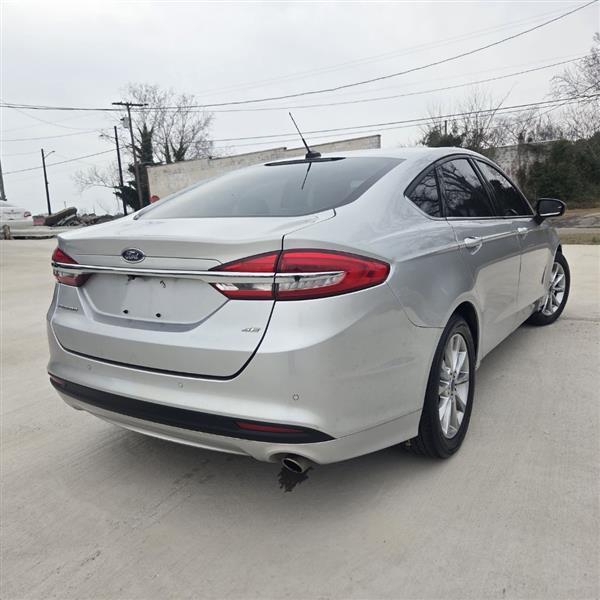 Ford Fusion SE 2017