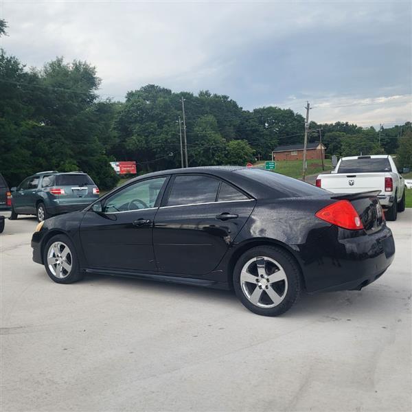 Pontiac G6 Base 2010