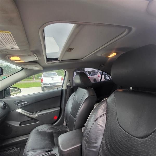 Pontiac G6 Base 2010