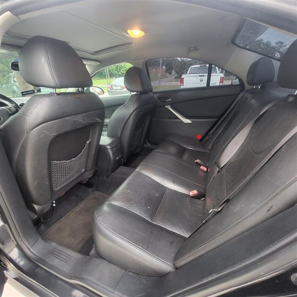 Pontiac G6 Base 2010