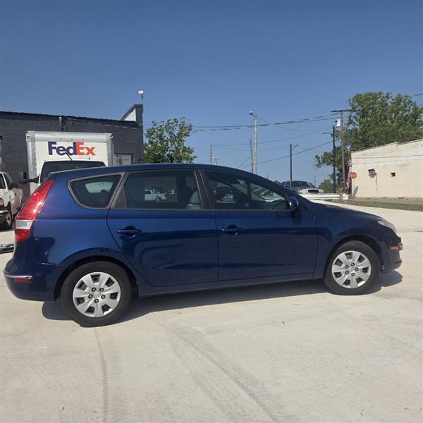 Hyundai Elantra Touring GLS Manual 2012