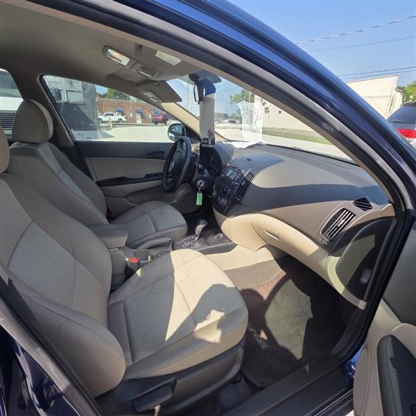 Hyundai Elantra Touring GLS Manual 2012