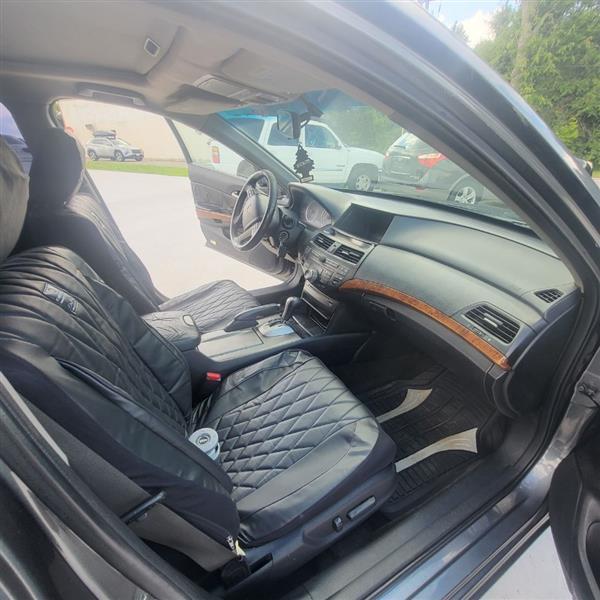 Honda Accord EX-L V6 Sedan AT 2012
