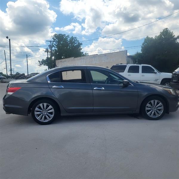 Honda Accord EX-L V6 Sedan AT 2012
