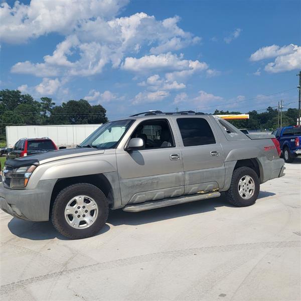 Chevrolet Avalanche 1500 2WD 2002