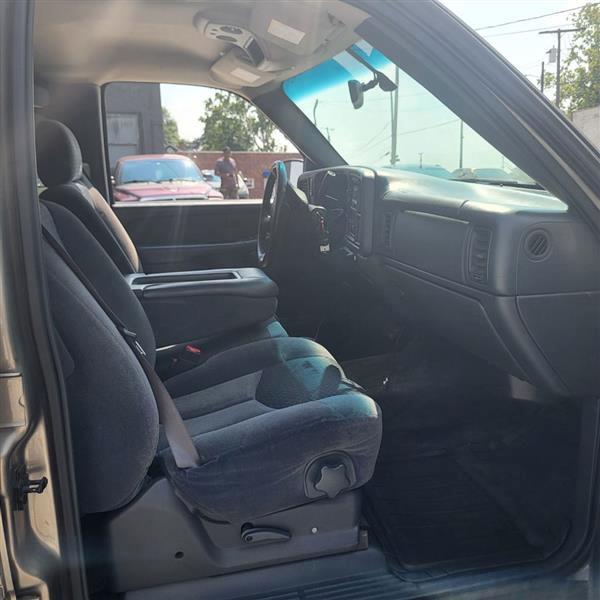 Chevrolet Avalanche 1500 2WD 2002