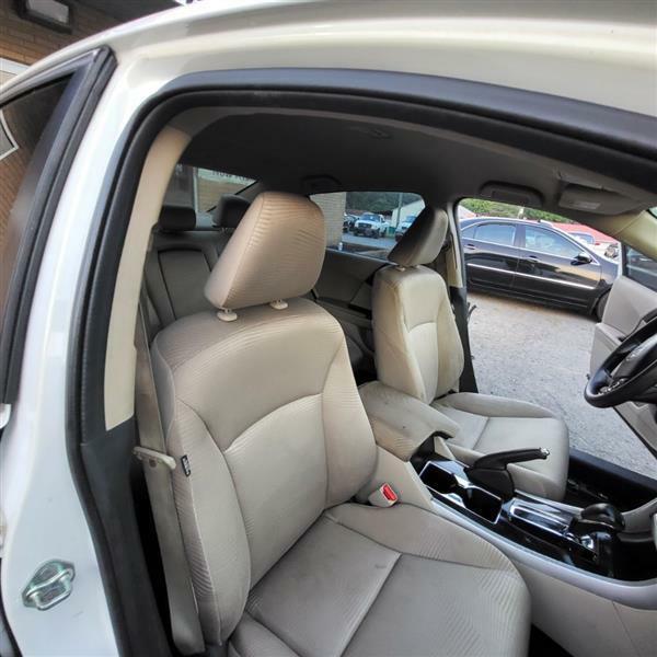 Honda Accord LX Sedan CVT 2014