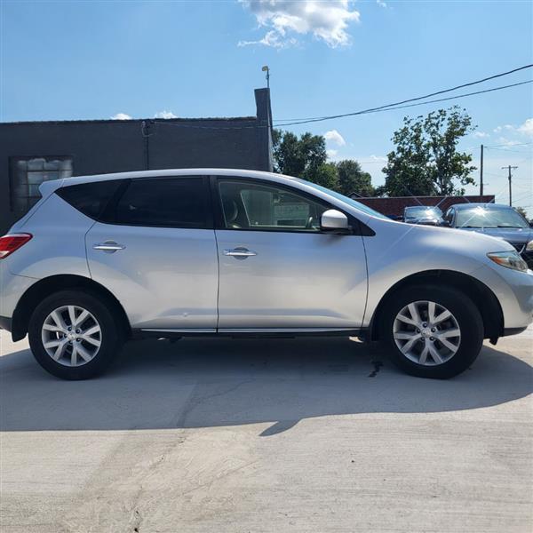 Nissan Murano S 2012