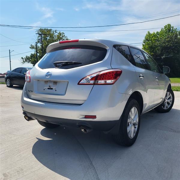 Nissan Murano S 2012