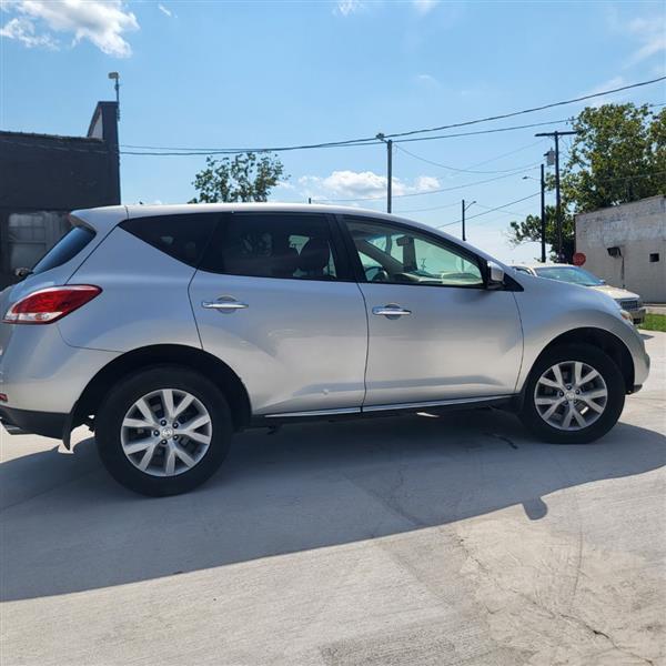 Nissan Murano S 2012