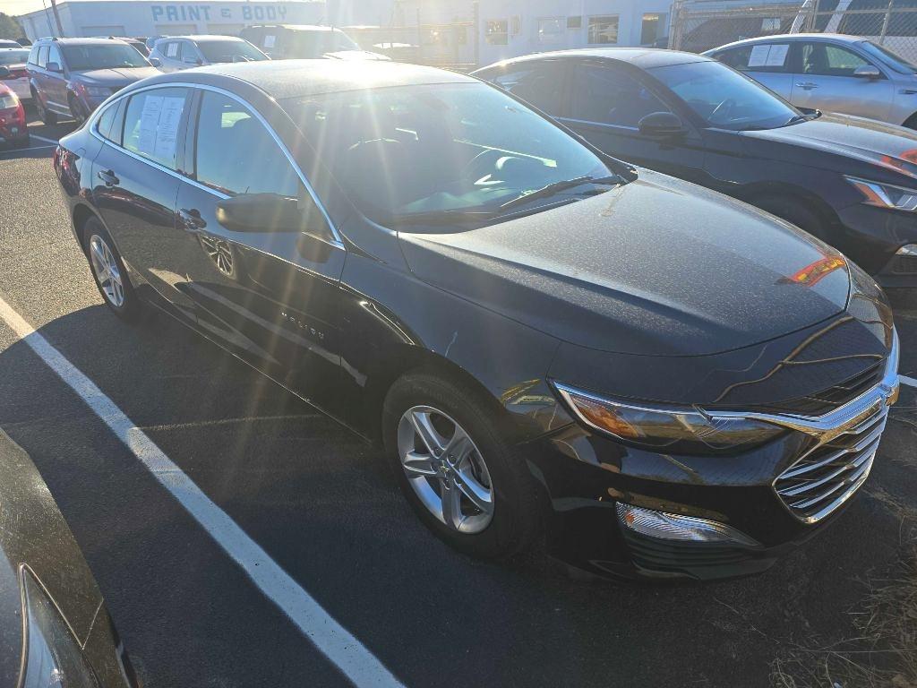 2022 Chevrolet Malibu LS