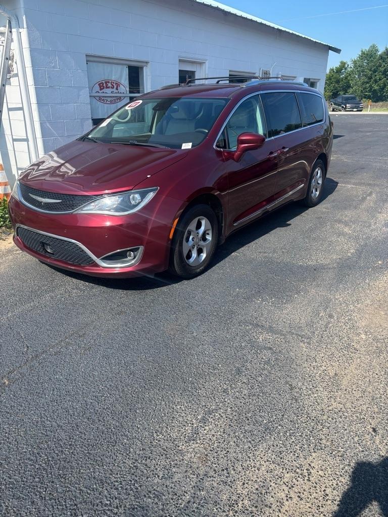 2017 Chrysler Pacifica Touring-L Plus