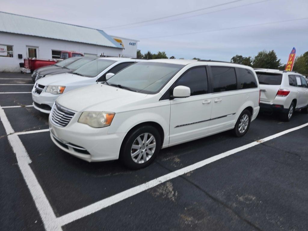 2013 Chrysler Town & Country Touring