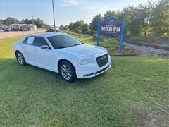 2019 Chrysler 300 