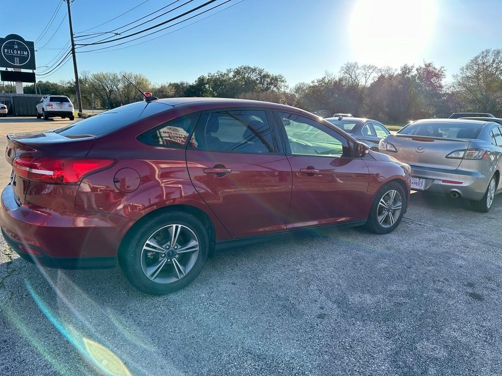 Ford Focus SE Sedan 2017