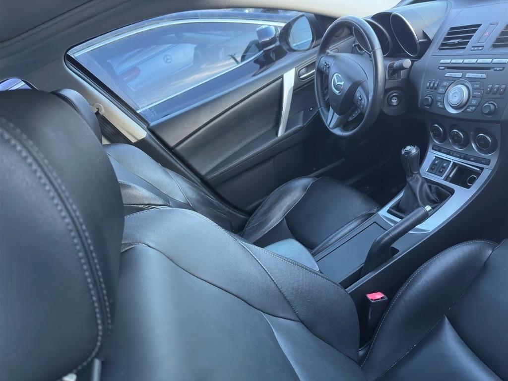 Mazda MAZDA3 s Sport 4-Door 2010