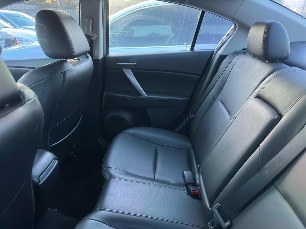 Mazda MAZDA3 s Sport 4-Door 2010