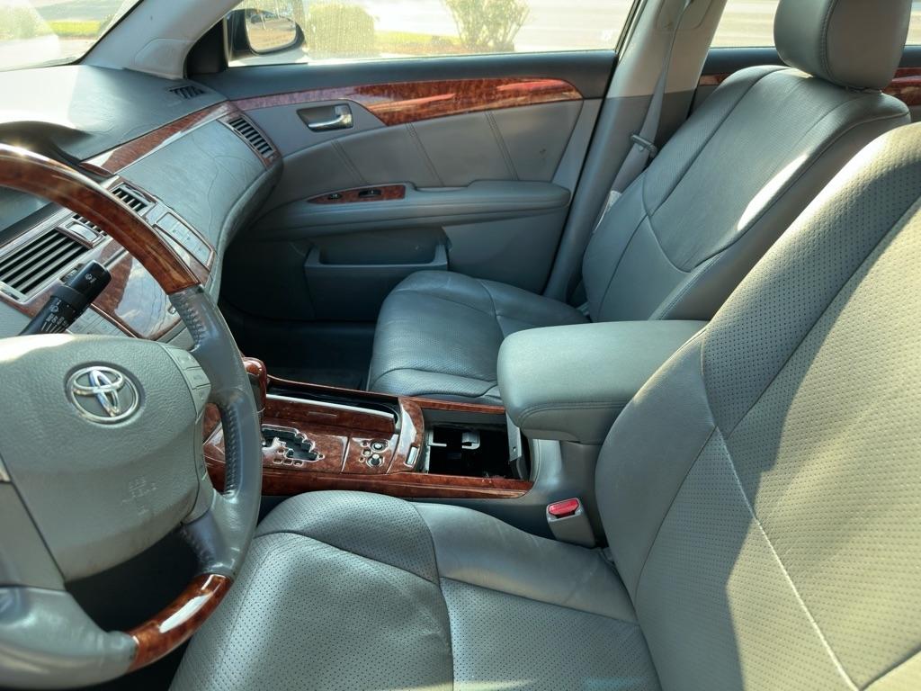 Toyota Avalon XL 2007