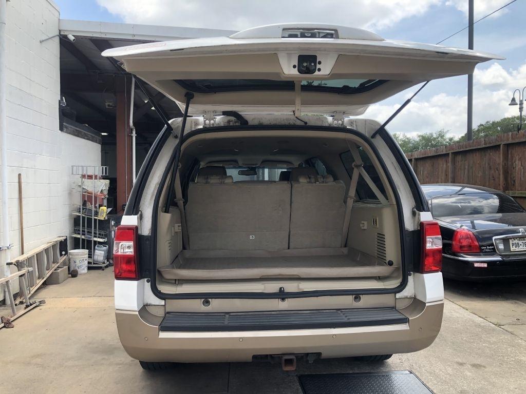 Ford Expedition EL King Ranch 2WD 2011