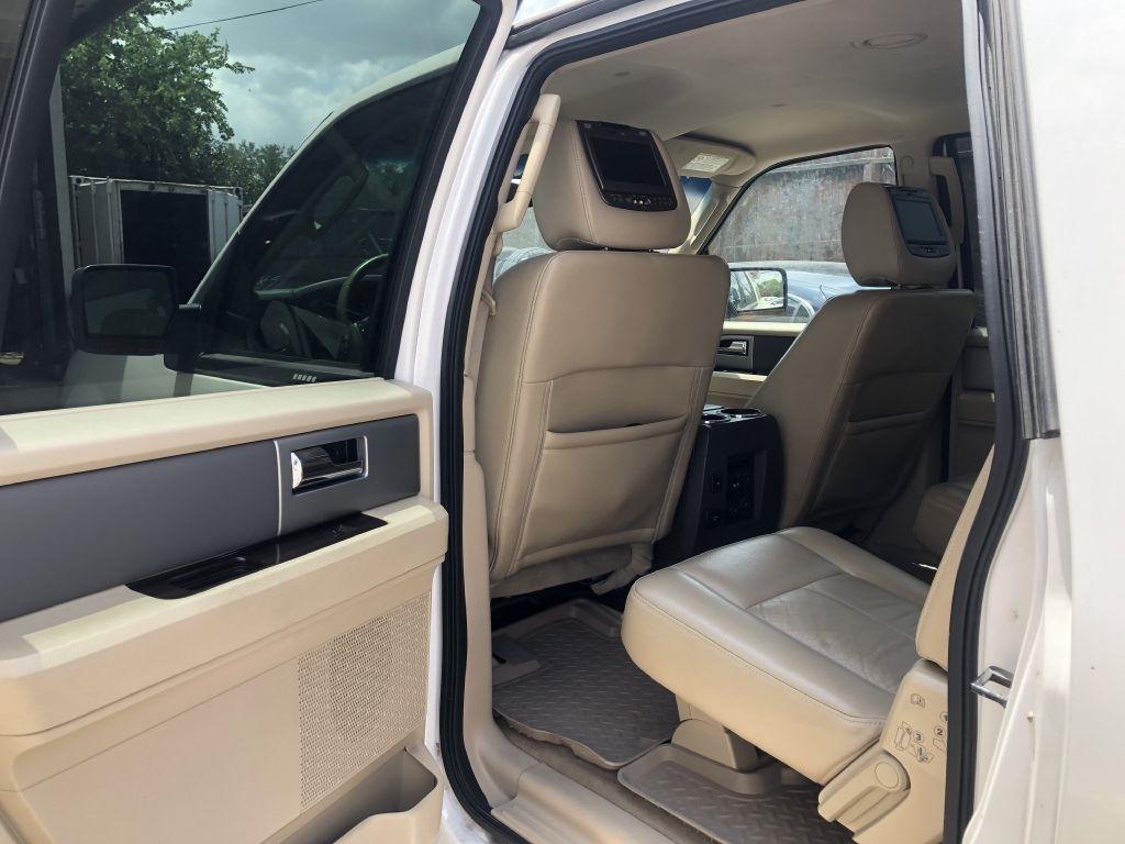 Ford Expedition EL King Ranch 2WD 2011