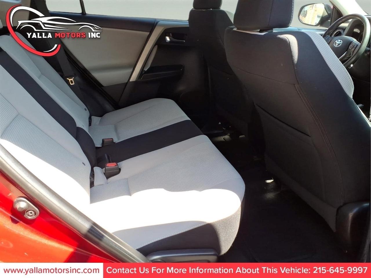 Toyota RAV4 XLE FWD 2018