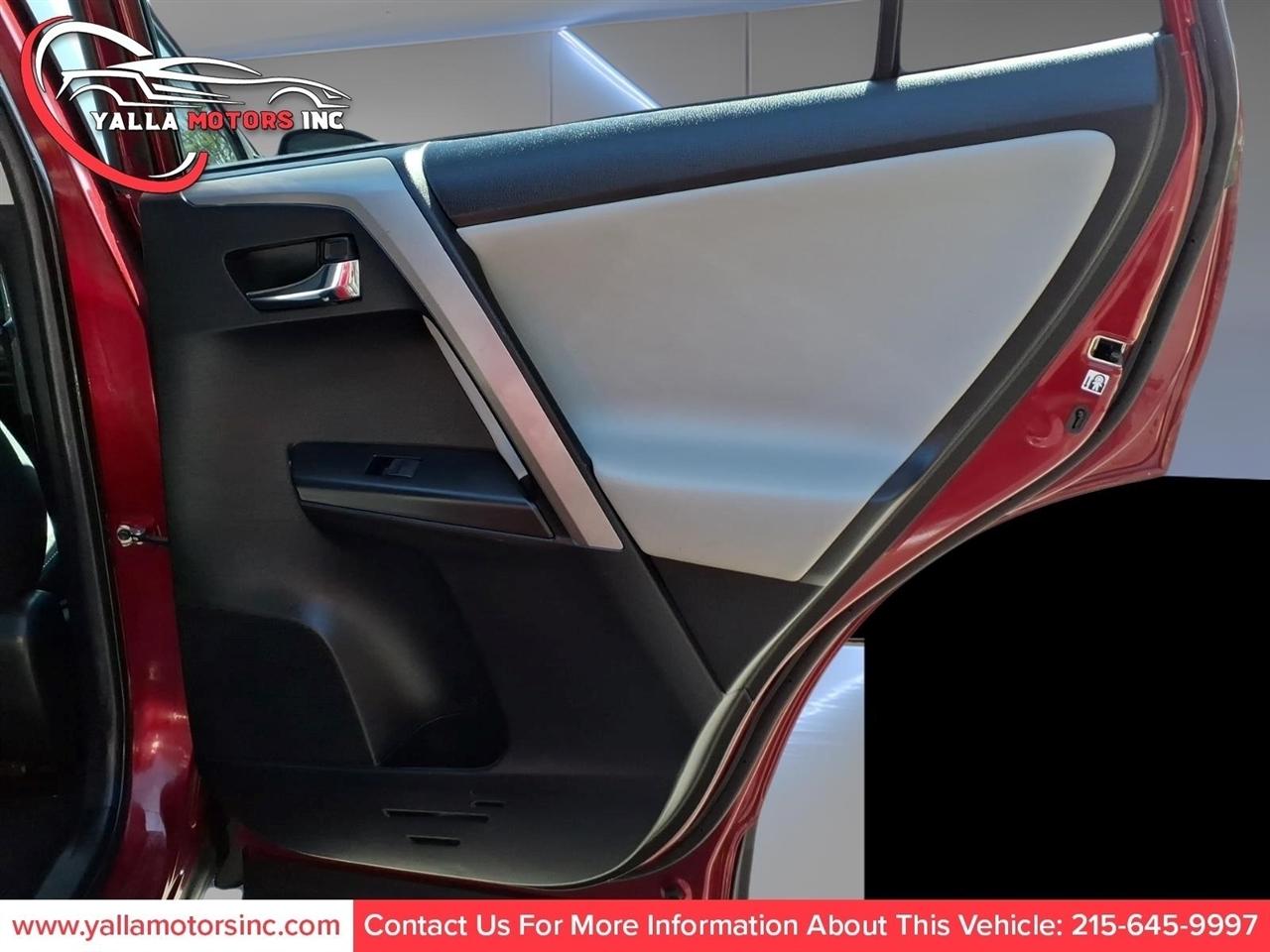 Toyota RAV4 XLE FWD 2018