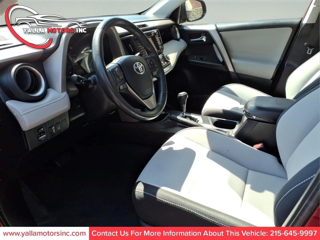 Toyota RAV4 XLE FWD 2018